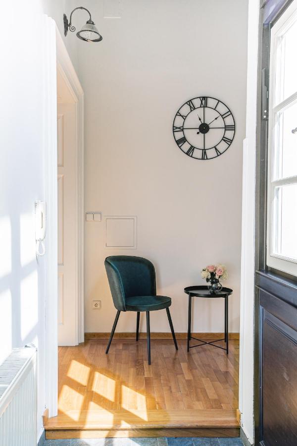 New Stylish 3 Suites Bedrooms Apt In Mala Strana - N2Nd Praga Exterior foto